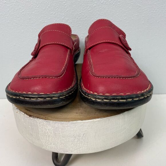 Born Vibrant Red Leather Slip-On Loafers with Moccasin Stitching Size 8 EUC - Picture 5 of 10